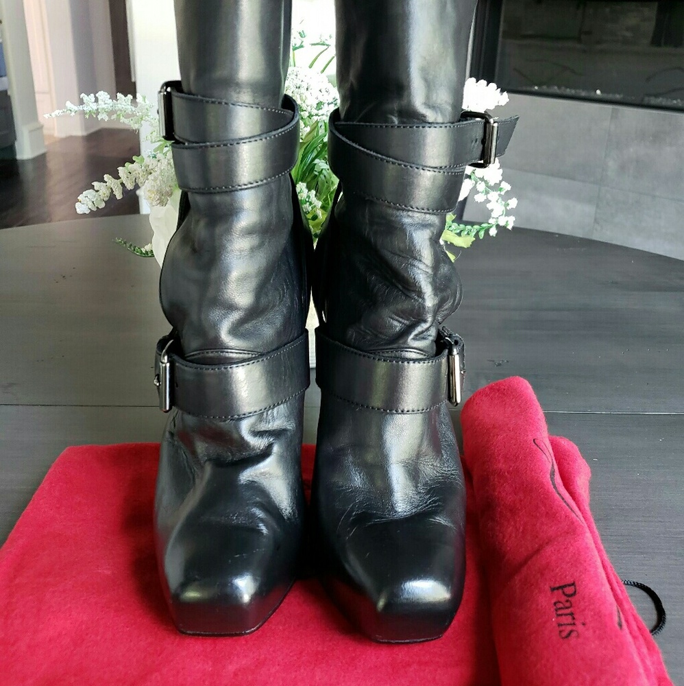 Authentic Christian Loubotin